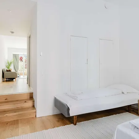 Luxury With Harbor Views 2 Appartement